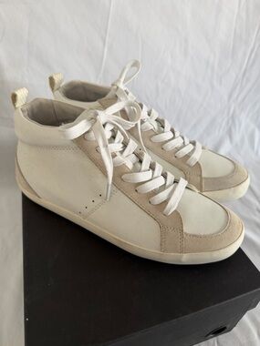 NWB - Banana Republic Size 8 Women’s Mid-Top Sneakers Off-white w/ beige trim